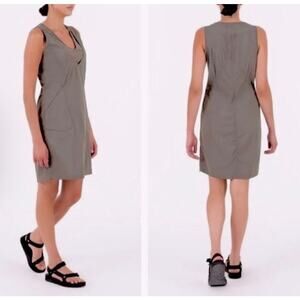 Indygena Women's Dress Agathe Sleeveless V-Neck Pockets Stretch Green M UPF 50